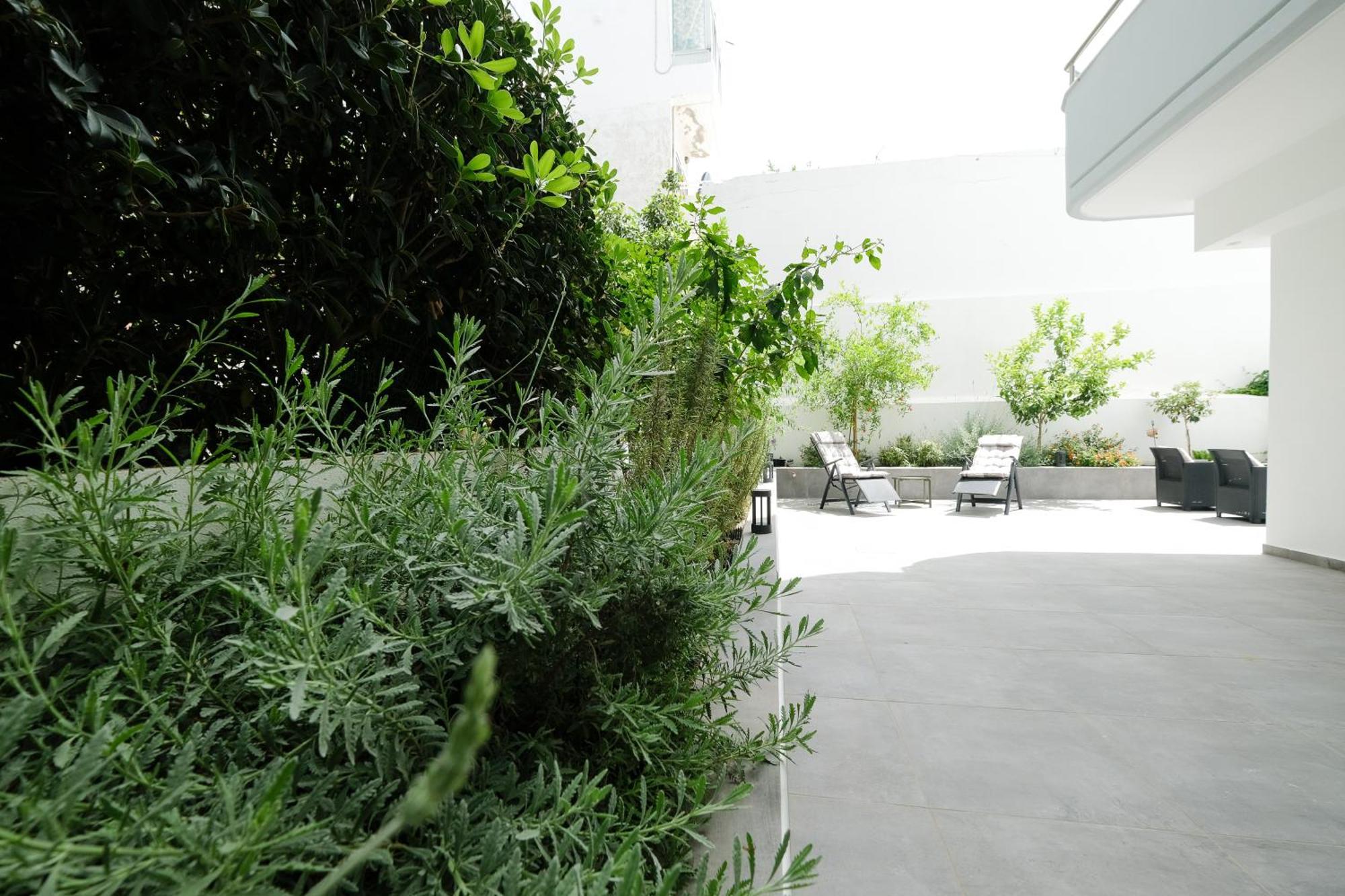 Rhodes Retreat: Modern Comfort In Serene Luxury Rhodes City Exteriör bild
