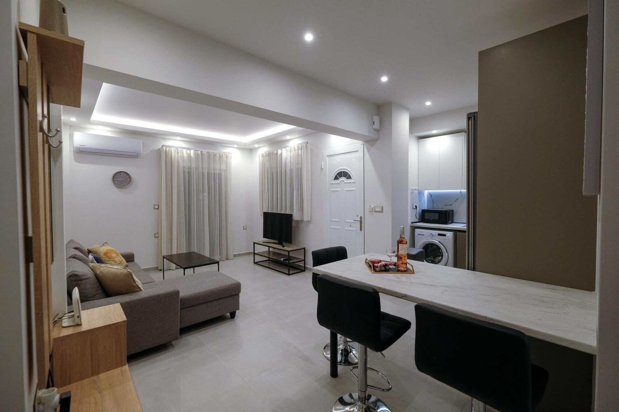 Rhodes Retreat: Modern Comfort In Serene Luxury Rhodes City Exteriör bild