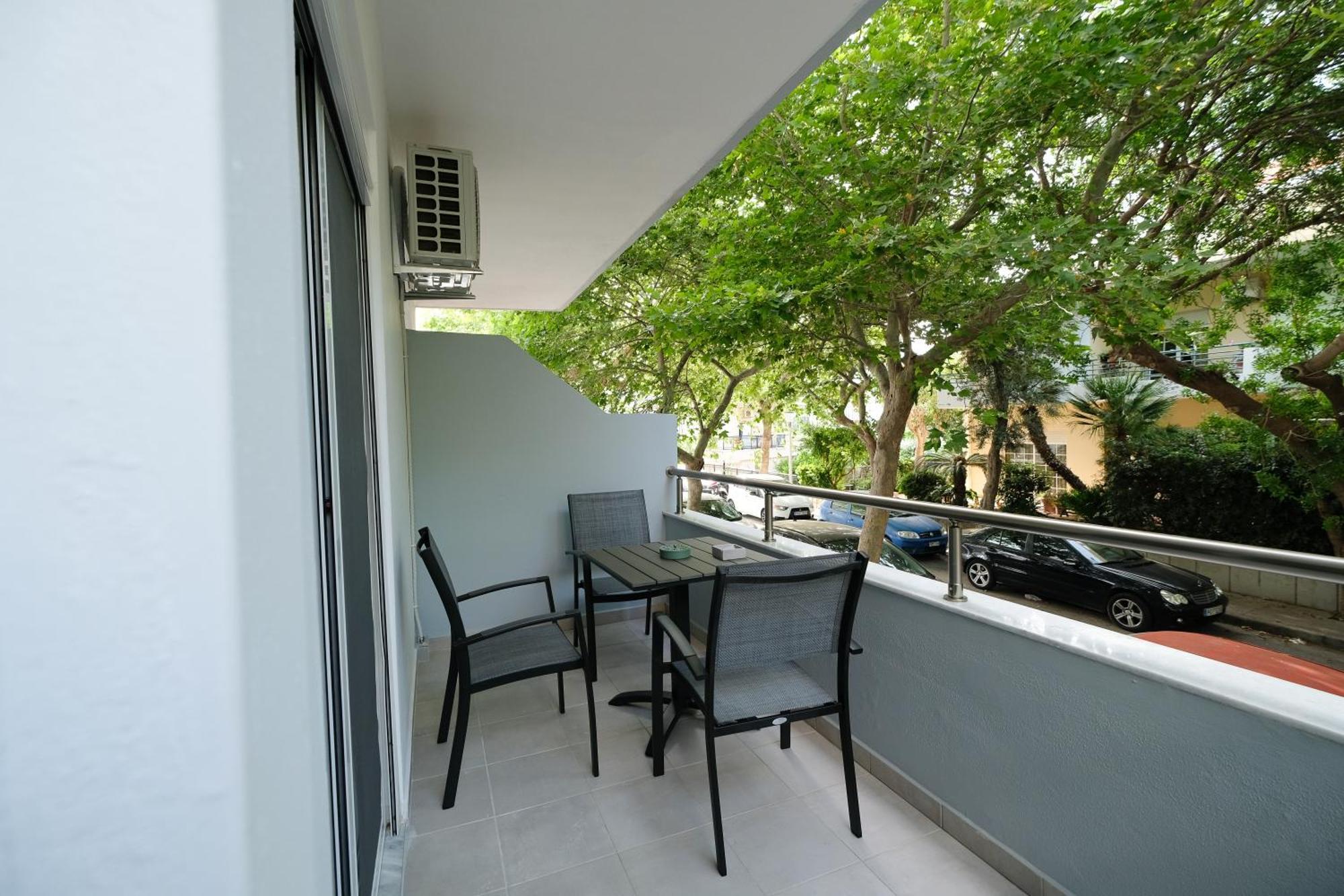 Rhodes Retreat: Modern Comfort In Serene Luxury Rhodes City Exteriör bild